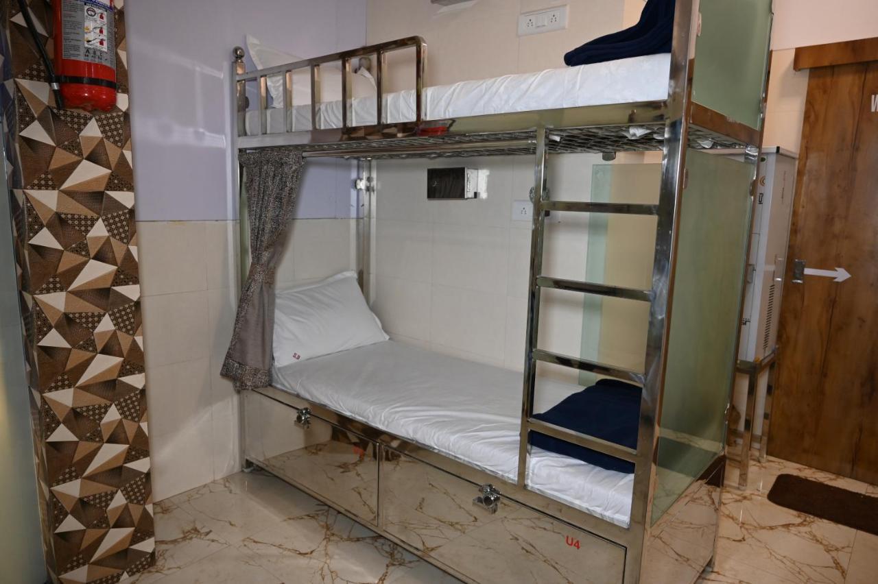 Sagar Dormitory Andheri - Nearest To Andheri Railway Station West Mumbai Exterior foto